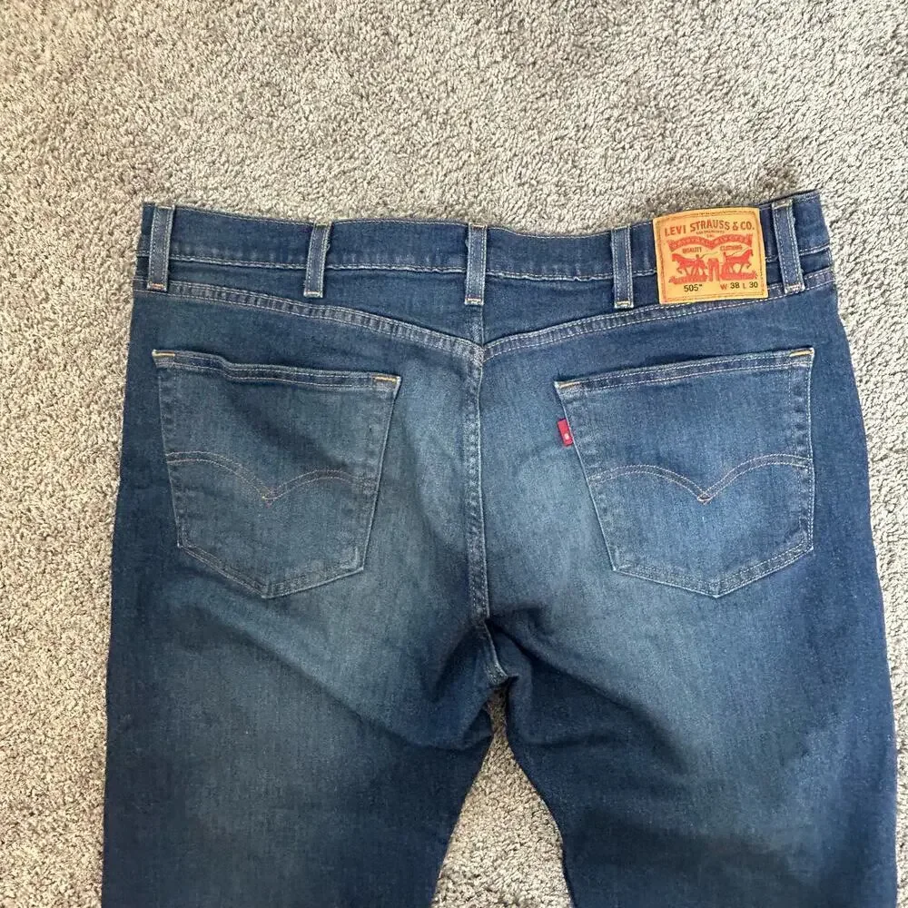 Levi's 505 Size 38 / 30 Zipper FLY